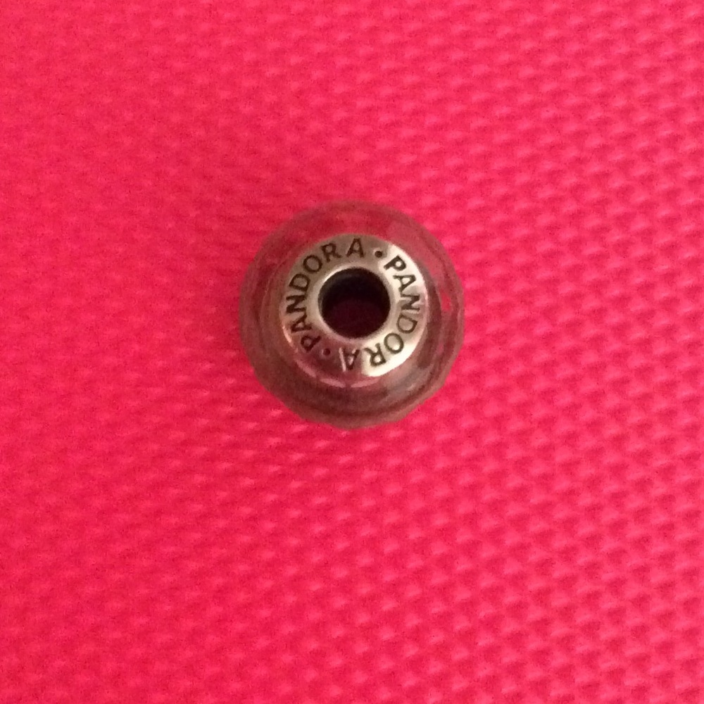 Pandora pink glass bead - Picture 4 of 4